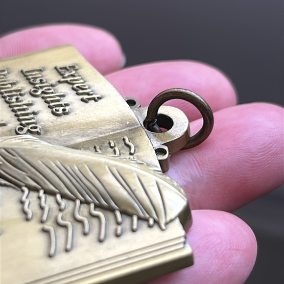 🖤RARE💕Expert Insights Publishing Award Best Selling Award Winning Books medal - Picture 4 of 8